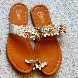 Flower sandals